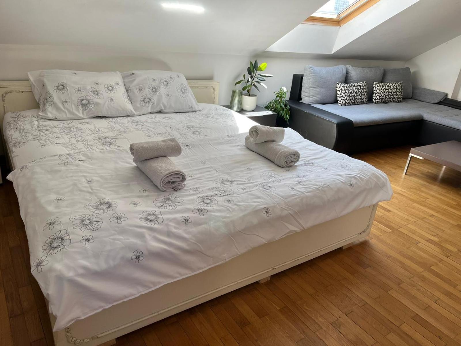 Istanbul Apartment 4 Beograd Bagian luar foto