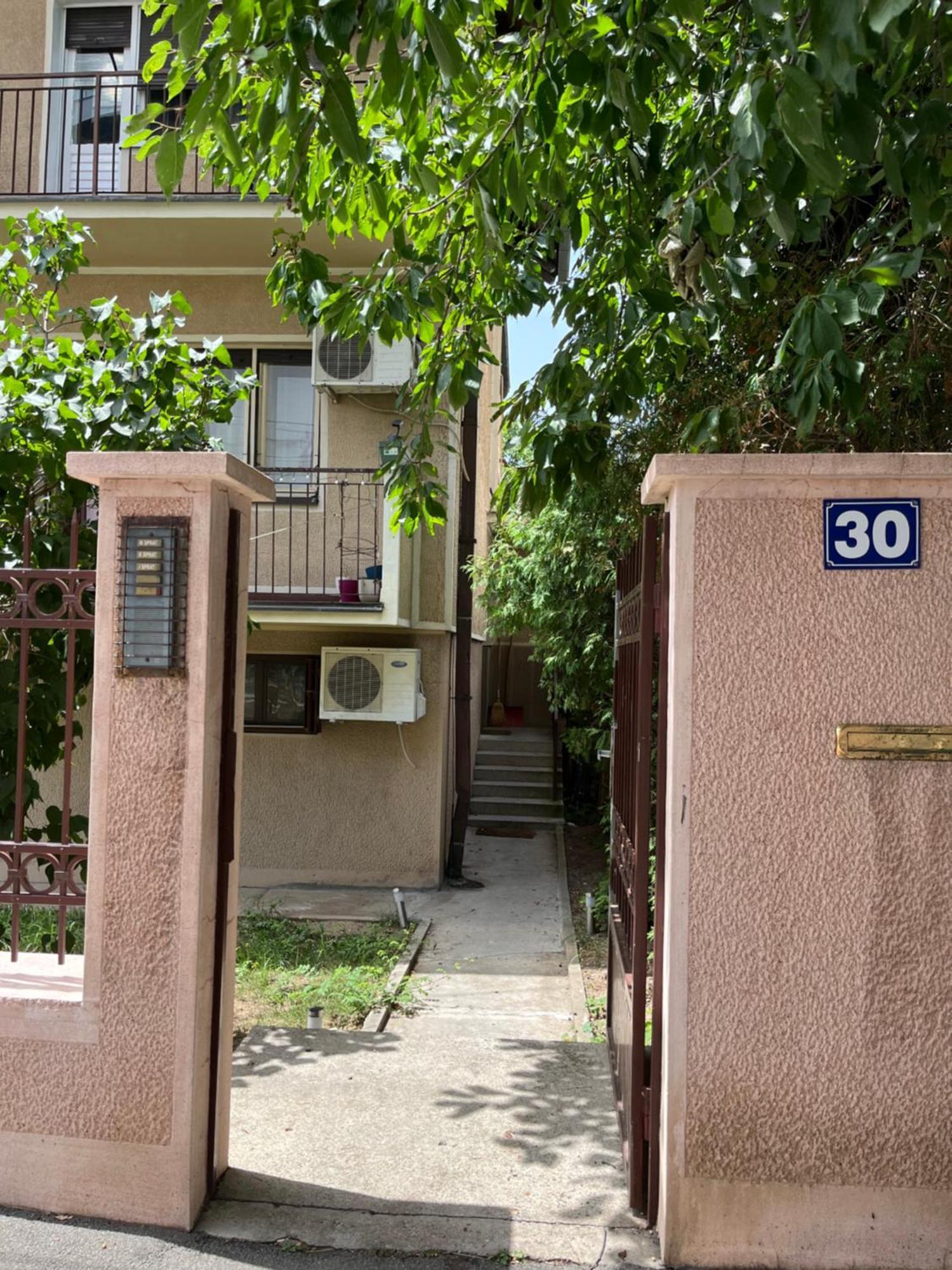 Istanbul Apartment 4 Beograd Bagian luar foto